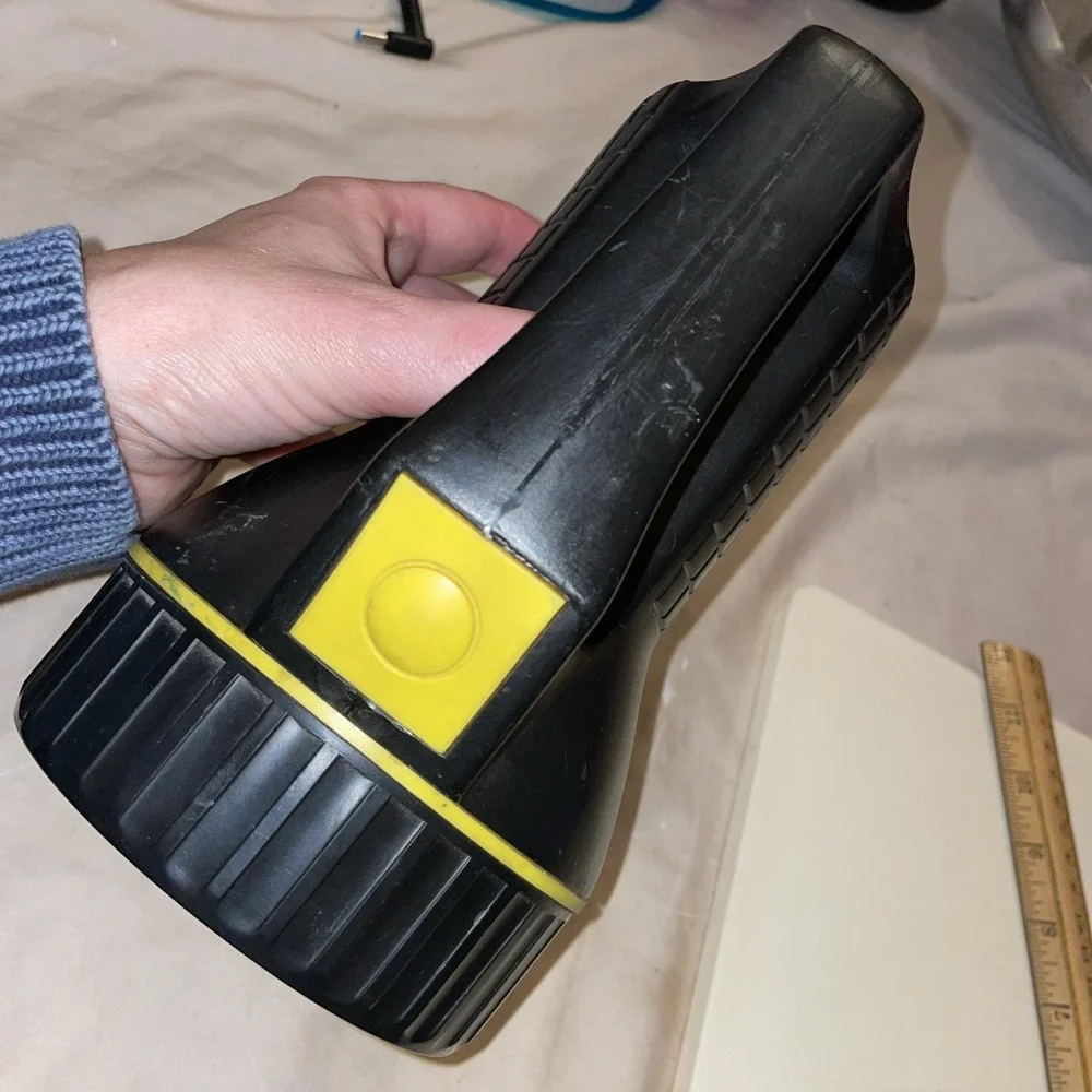 Large Garrity 6V‎ Flashlight (battery-less)